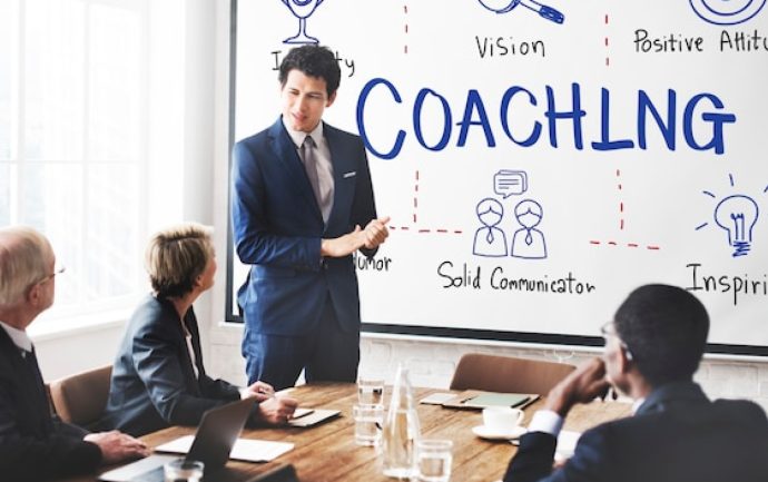 Le rôle essentiel du coach professionnel dans la gestion de la charge mentale et du stress